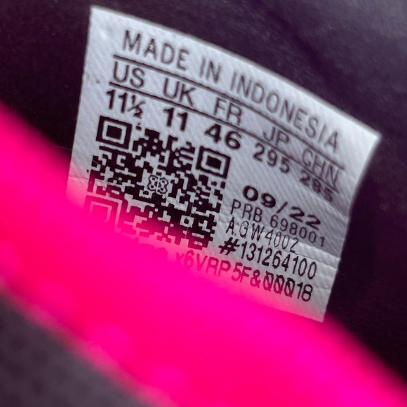 NWOB Adidas Predator Accuracy .3 FG Unisex Soccer Cleats Pink Black 11.5 (Men) - Picture 7 of 9